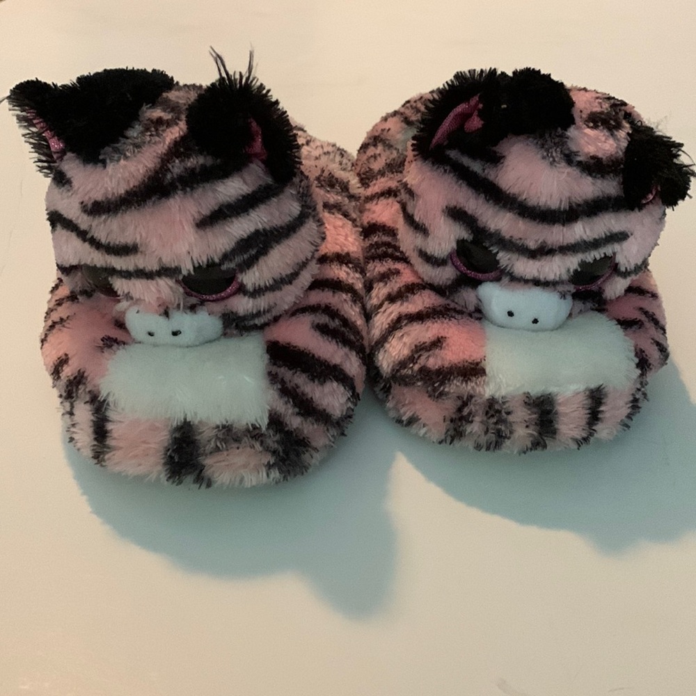 Cute slipper beanie boo slippers
